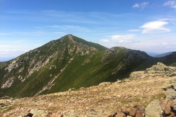 Bagging the 4,000 Footers During Your Thru-Hike