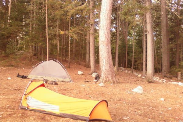 Shelter on the Appalachian Trail: To Pack or Not to Pack?