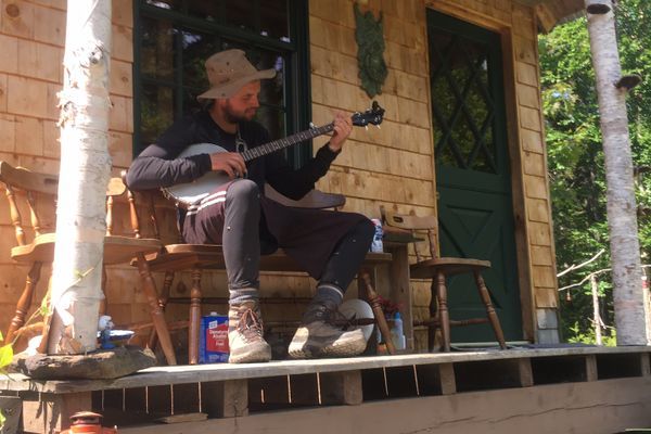 Monson To Gorham: Banjo Tunes, Rock Scrambling and Lean-To Liquor Parties