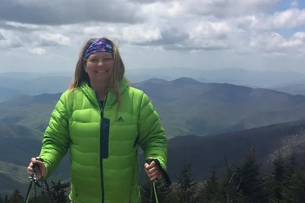 Paralyzed Woman Hikes the Appalachian Trail