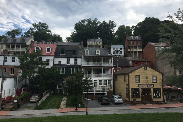 Cue Vanessa Carlton – 1000 Miles and Harper’s Ferry