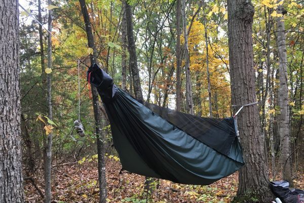 Review and Video: DutchWare Half-Zipped Netted Hammock