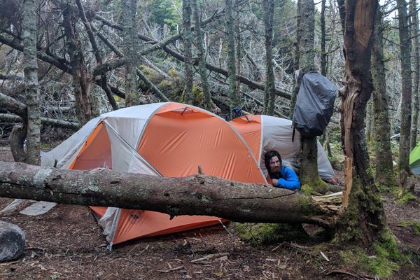 crocs backpacking