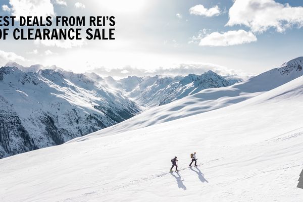 The Best Deals for Backpackers at REI’s Year-End Clearance Sale