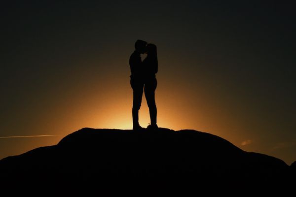Do You Have a Backpacking Romance Story?  We Want to Feature You!