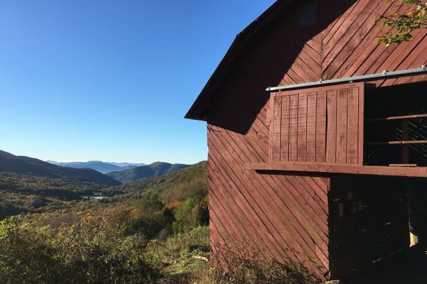 Appalachian Trail Landmark, Overmountain Shelter, to be Removed