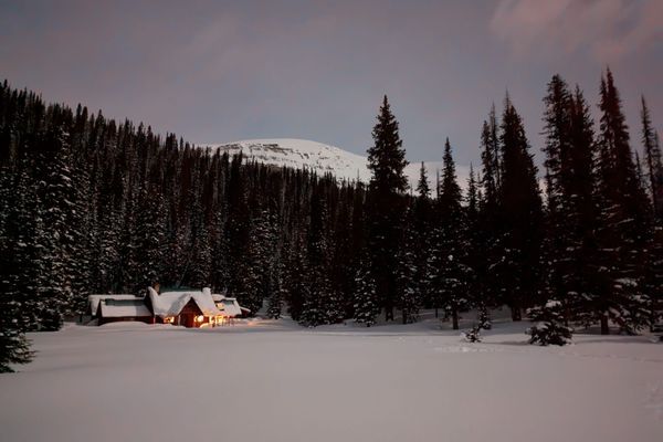 Suffer Slipper Winter Backpacking Adventure!!