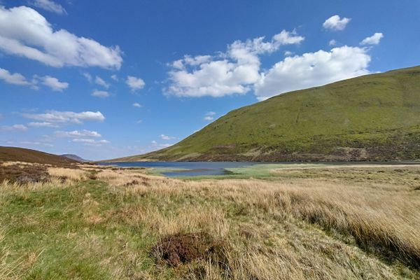 A Scottish Story – Day 15, Up the ravine to camping at some ruins