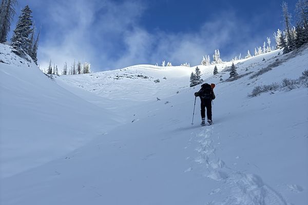 CDT + GDT: Chama to Pagosa Springs – Trudging through 10 Inches of Fresh Snow in a Late Season Snowstorm
