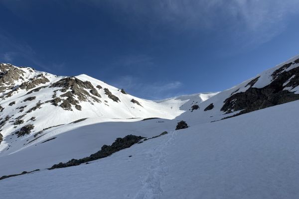 CDT + GDT: Monarch Pass to Twin Lakes – First Stretch Alone in Snow
