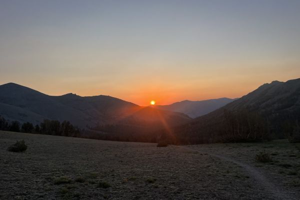Hiking a “Hero” Day in the Sierra