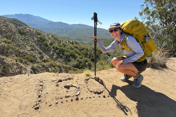 Week 2: Swimming pools in the desert, 100 miles, and trail magic!